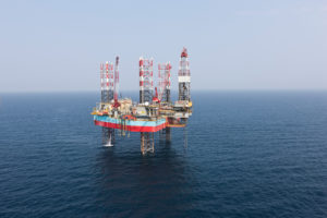 Maersk Giant er en af de rigge, der om kort tid ståd uden arbejdsgiver.