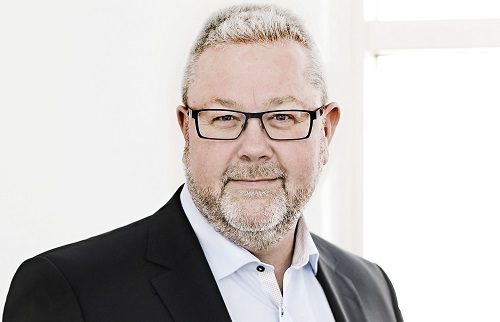 Direktør for Den Jyske Sparekasse og formand for Lokale Pengeinstitutter Claus E. Petersen ønsker sig for en gang skyld højere kapitalkrav.